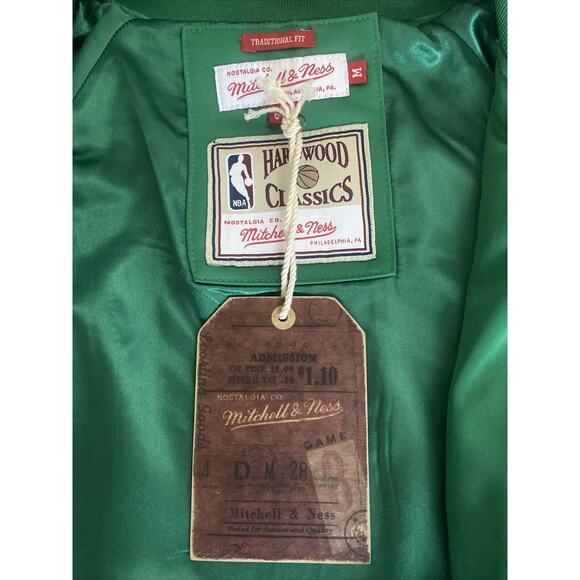 Boston Celtics Mitchell & Ness Medium Warmup Jacket - New With Tags - Picture 2 of 3